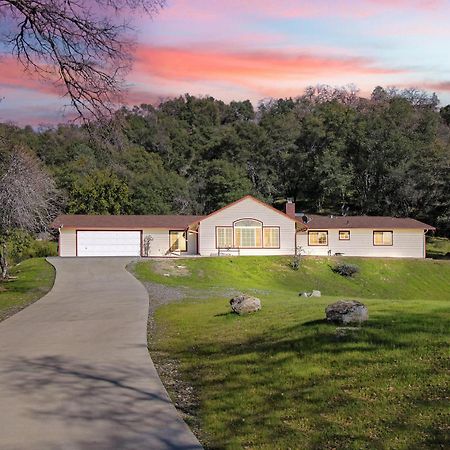 Villa Near Yosemite & Bass Lake W/Hot Tub/Evcharge Oakhurst Exteriér fotografie